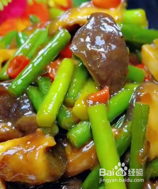 如何做香菇炒蒜薹好吃呢