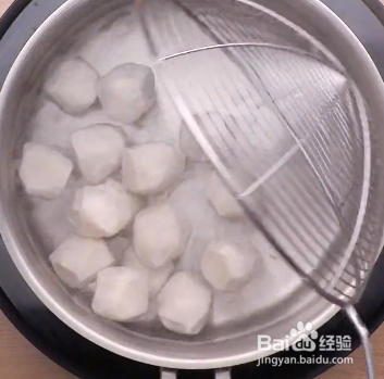 丸子汤里放什么配菜好吃