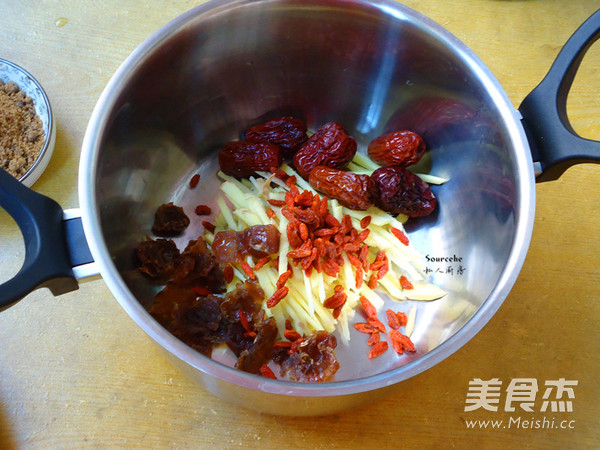 红枣桂圆枸杞茶