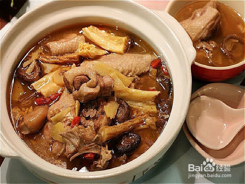 怎样做出家常菜系列之麻油姜母鸭