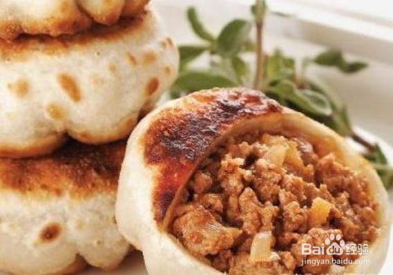 牛肉洋葱馅饼的做法