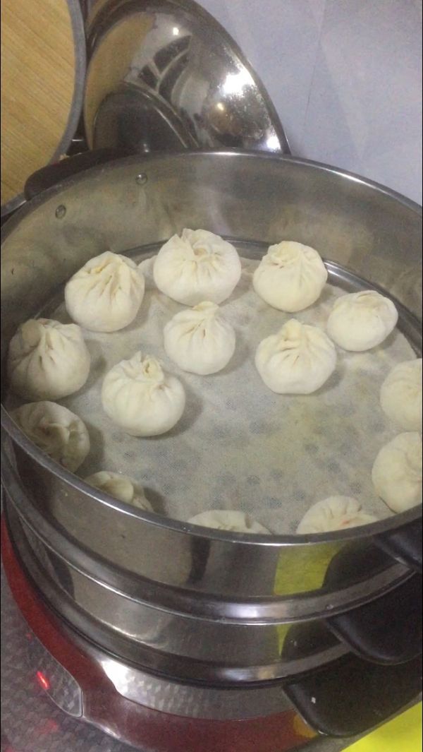 胡萝卜牛肉馅包子