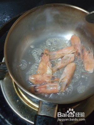 基围虾面疙瘩的做法