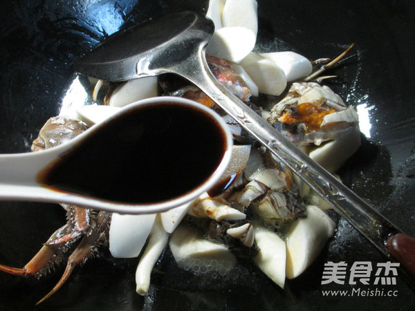 茭白烧大闸蟹