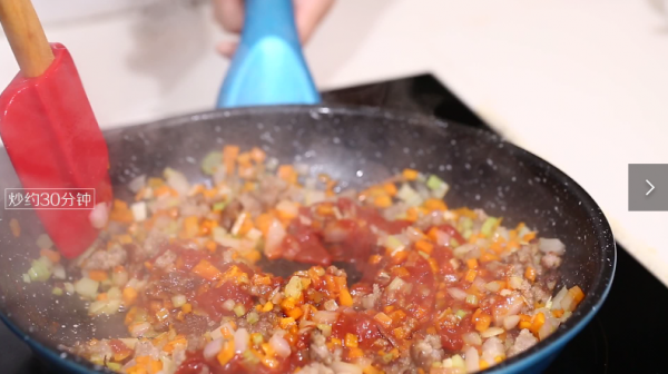 ELECOOK丨瑞士大孔芝士焗肉酱意大利面