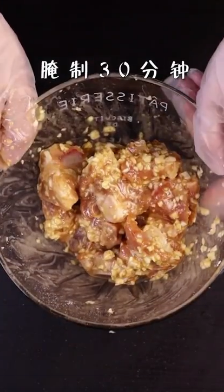 怎么做香芋焖排骨？