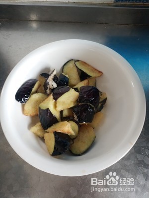 养生食补烧茄子的做法