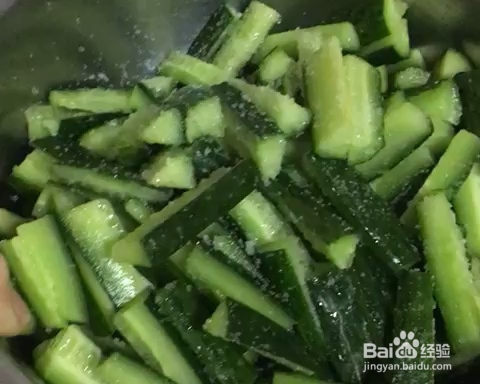 做家常菜酱黄瓜的教程！