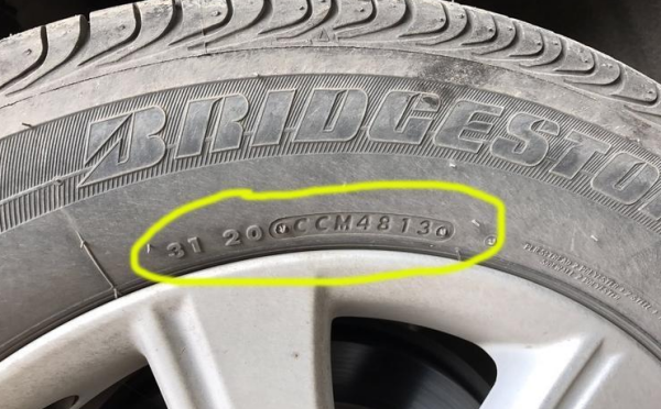 家用车10年不换轮胎会怎样