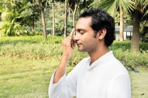 瑜伽入门-太阳呼吸控制法