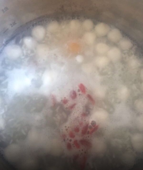 醪糟枸杞汤圆鸡蛋