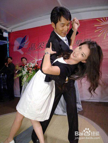 怎样才能跳好华尔兹