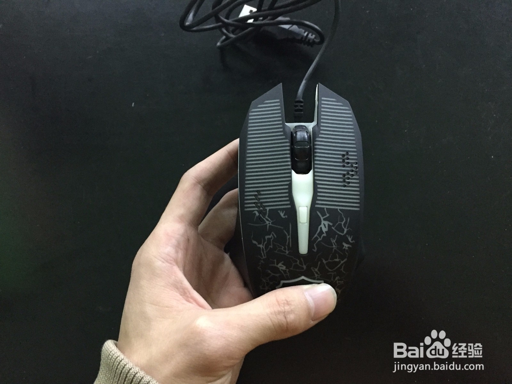 禧莱铁元素V520游戏光学鼠标开箱晒物