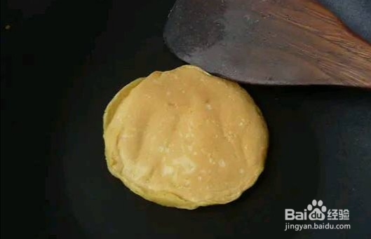 玉米鸡蛋饼的家常做法