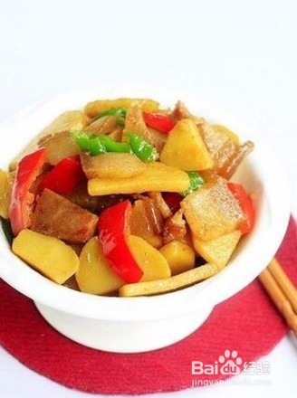 怎么做土豆焖咸肉