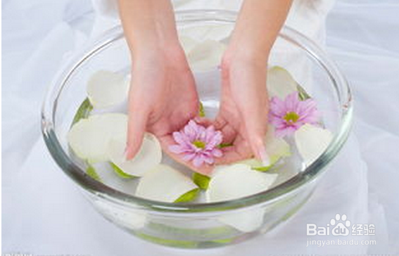 怎样利用白醋美容护肤？