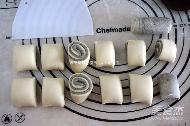 黑芝麻双色馒头