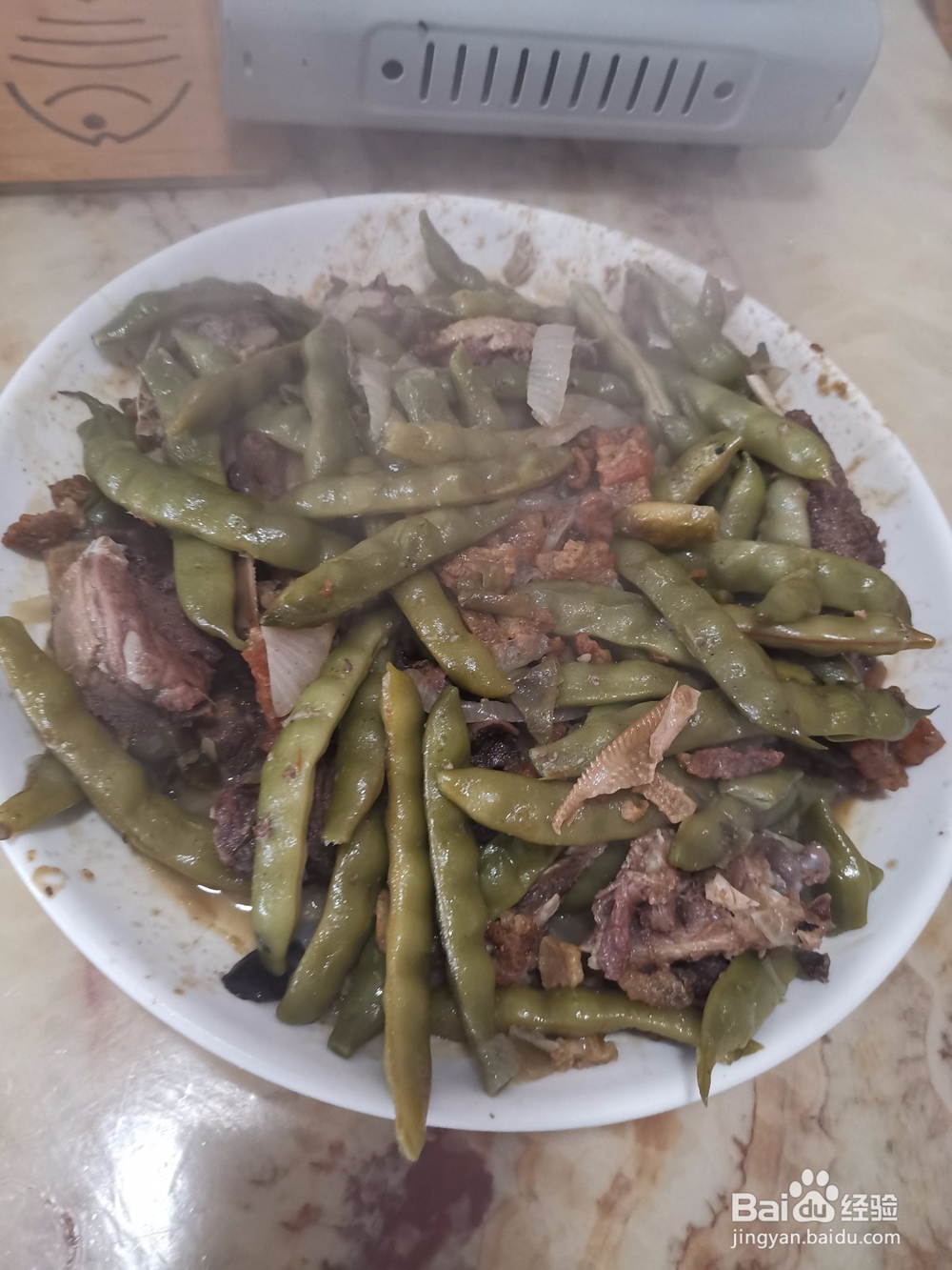 鹅掌油滋炖豆角