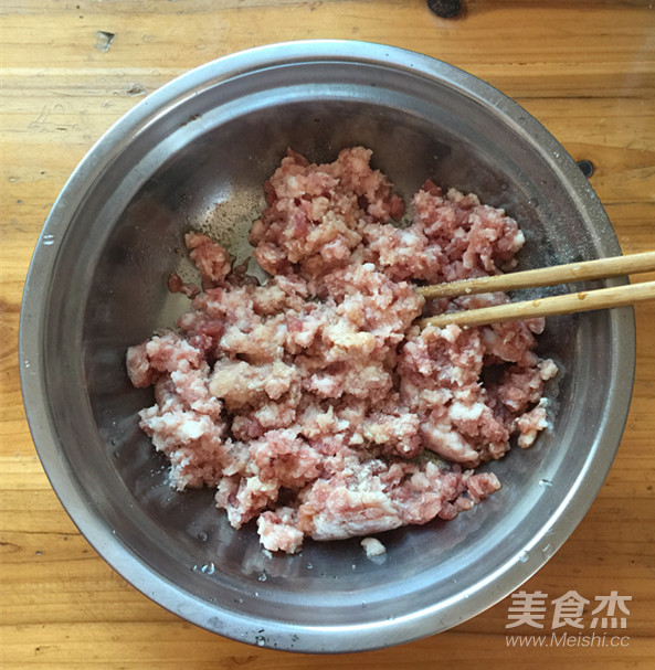 杂蔬玉米肉丸子