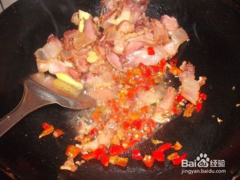 笋干炒腊肉的做法