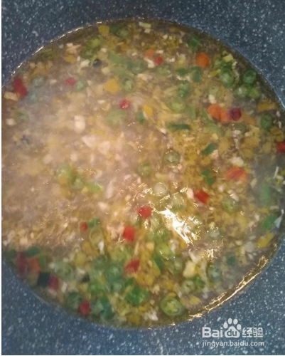 超级简单又好吃的金针菇酸汤肥牛