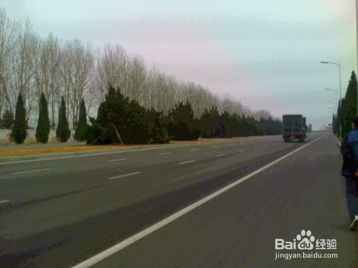 驾驶员要注意斑马线通道安全行行驶