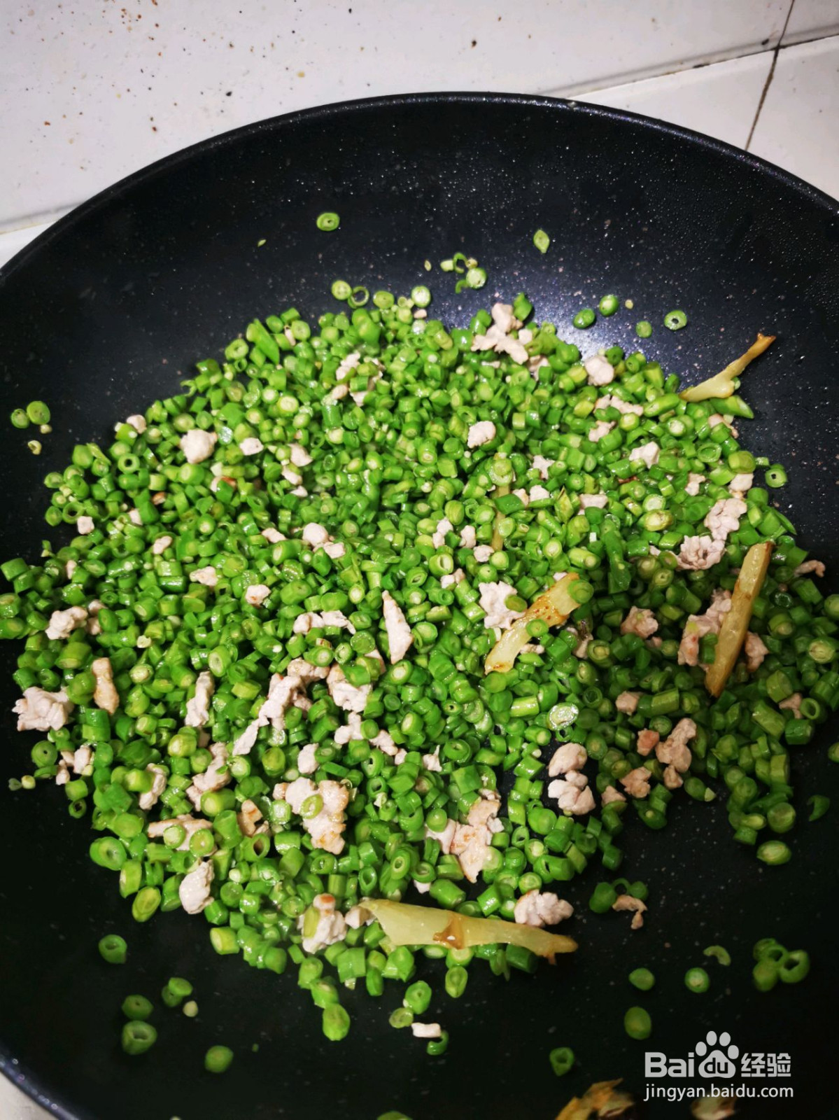 肉沫豇豆长豆角浇面的做法