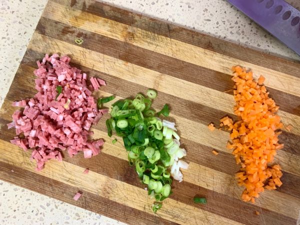 培根香葱牛奶鸡蛋饼