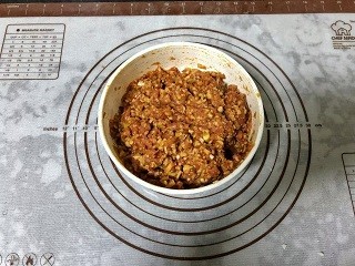 红红火火金鱼蒸饺怎么做？