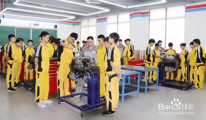 如何选择汽修学校