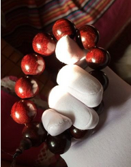 如何盘玩小叶紫檀