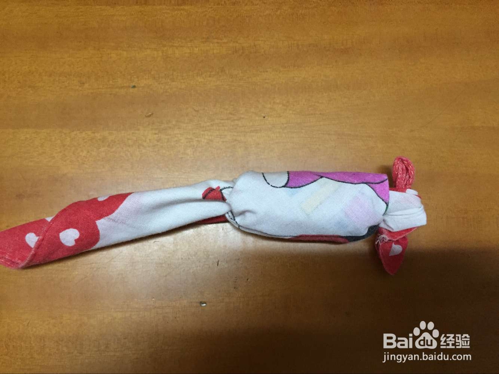 教你如何用手帕制作小老鼠