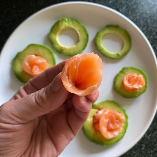 牛油果三文鱼刺身