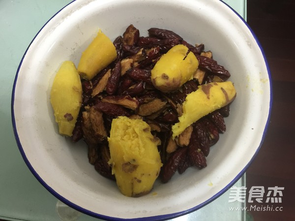 枣泥杂粮包的做法