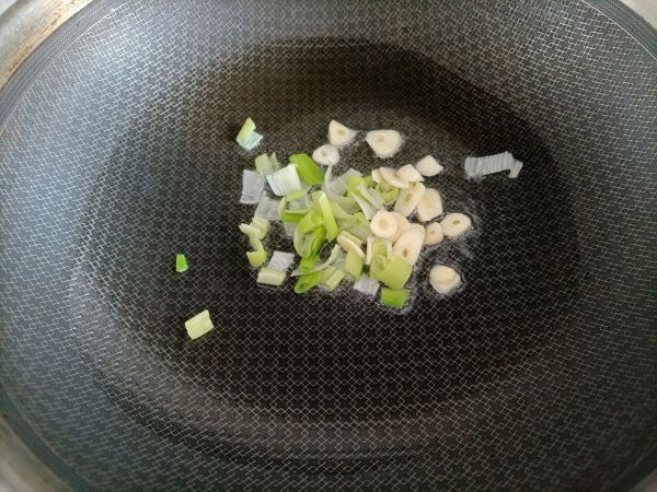 木耳腐竹炒青椒