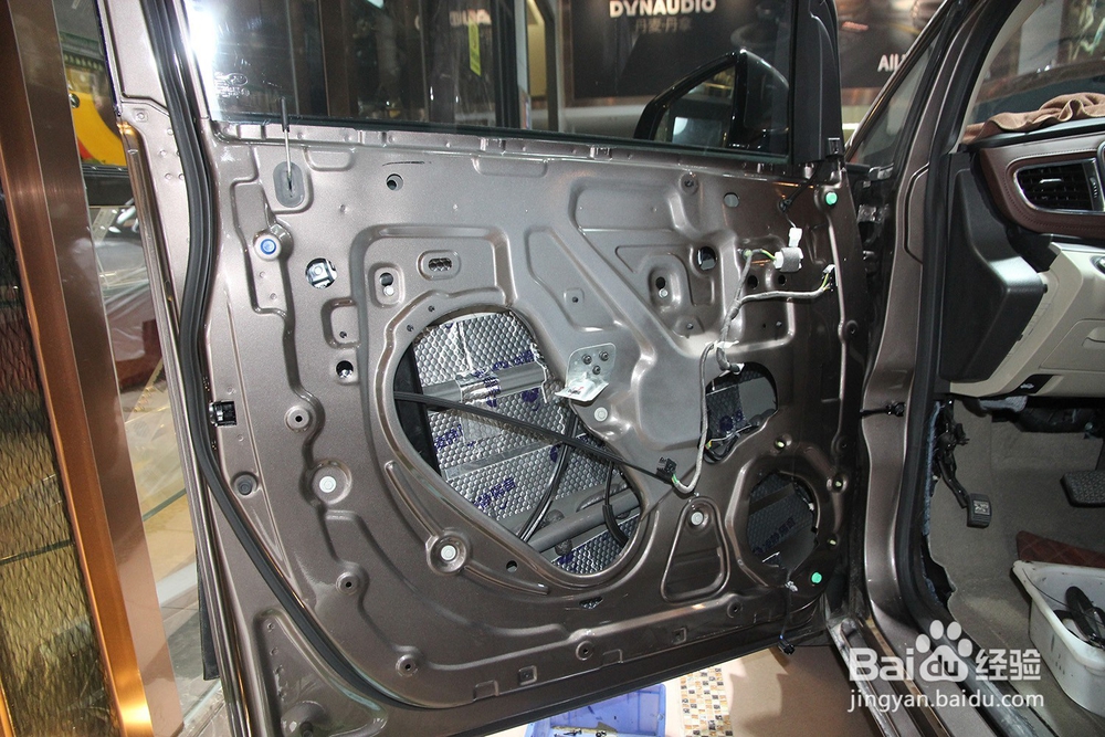广州别克GL8音响改装劲浪,细听音乐回味良久