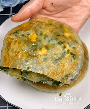 如何用手抓饼自制韭菜鸡蛋煎饼