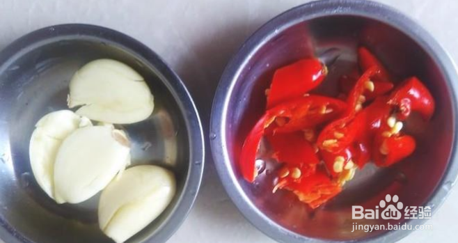 怎么做爆炒猪头皮?