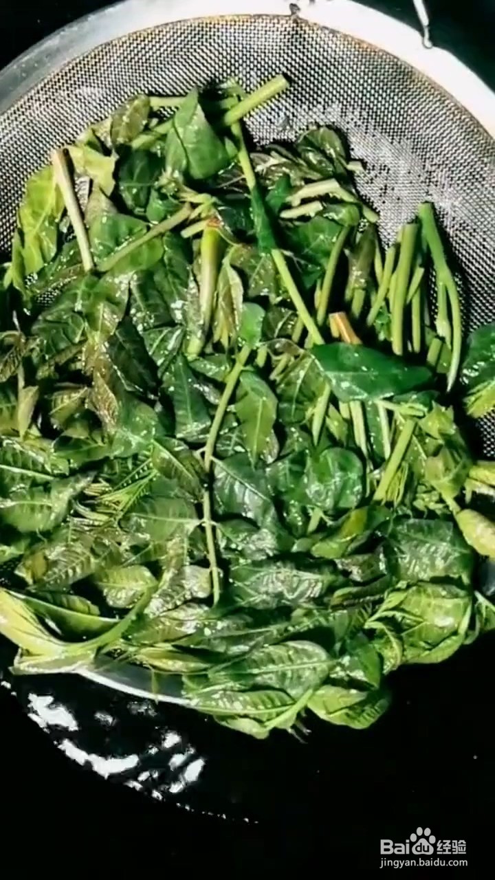 如何制作香椿拌豆腐