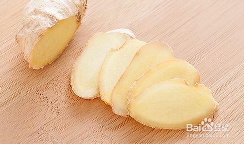 发烧了怎么办，退烧小方法，生姜红糖水