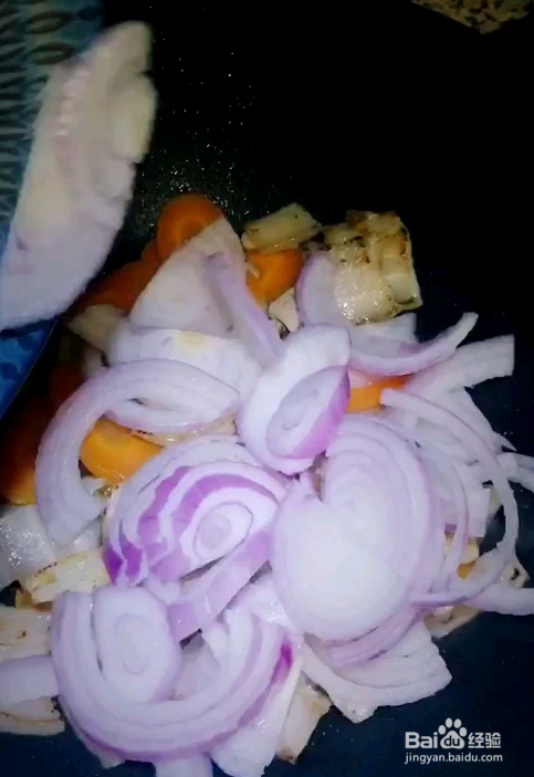 洋葱炒肉片的做法