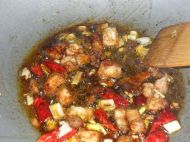 猪肉土豆炖粉条的具体做法