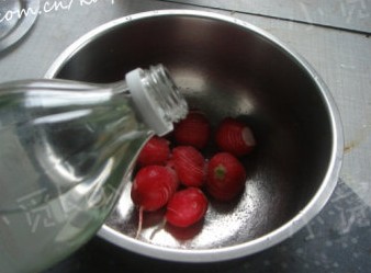 酸甜樱桃小萝卜