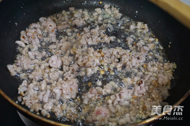 特色的一只烤茄子