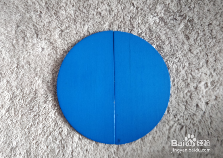 含一个三角形的雏鹰用蒙氏积木怎样拼？