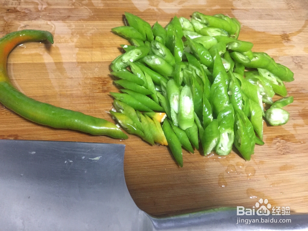 香浓的青椒炒虾河虾