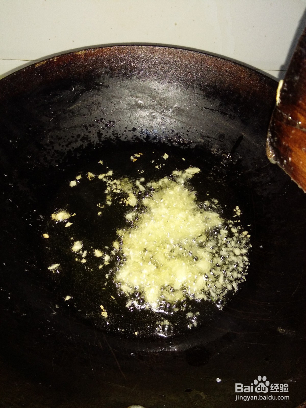 蒜油炝拌韭菜黄豆芽