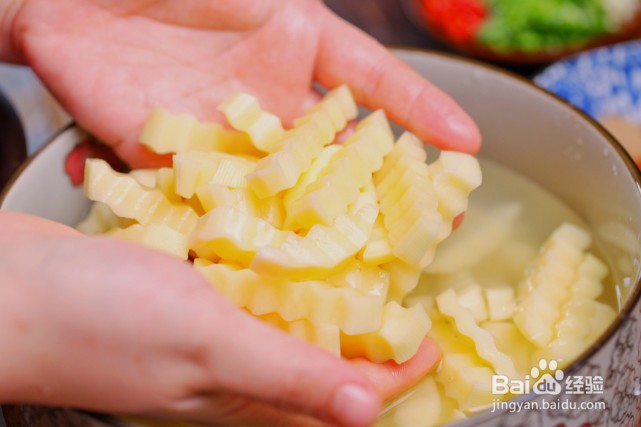 狼牙土豆的做法