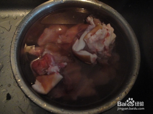 如何做花生猪脚汤?