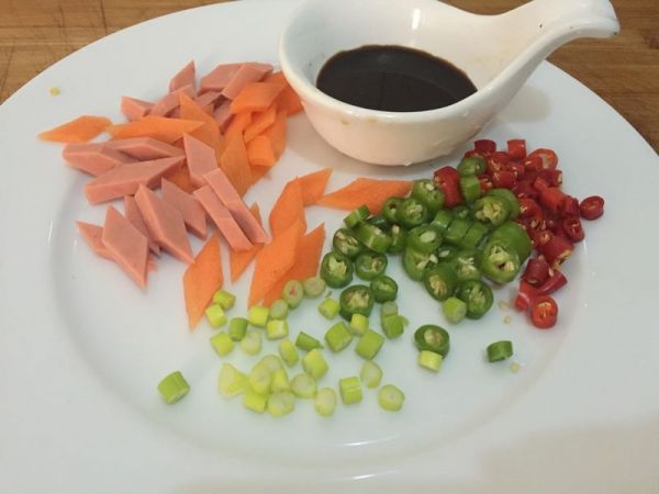 孔雀开屏武昌鱼